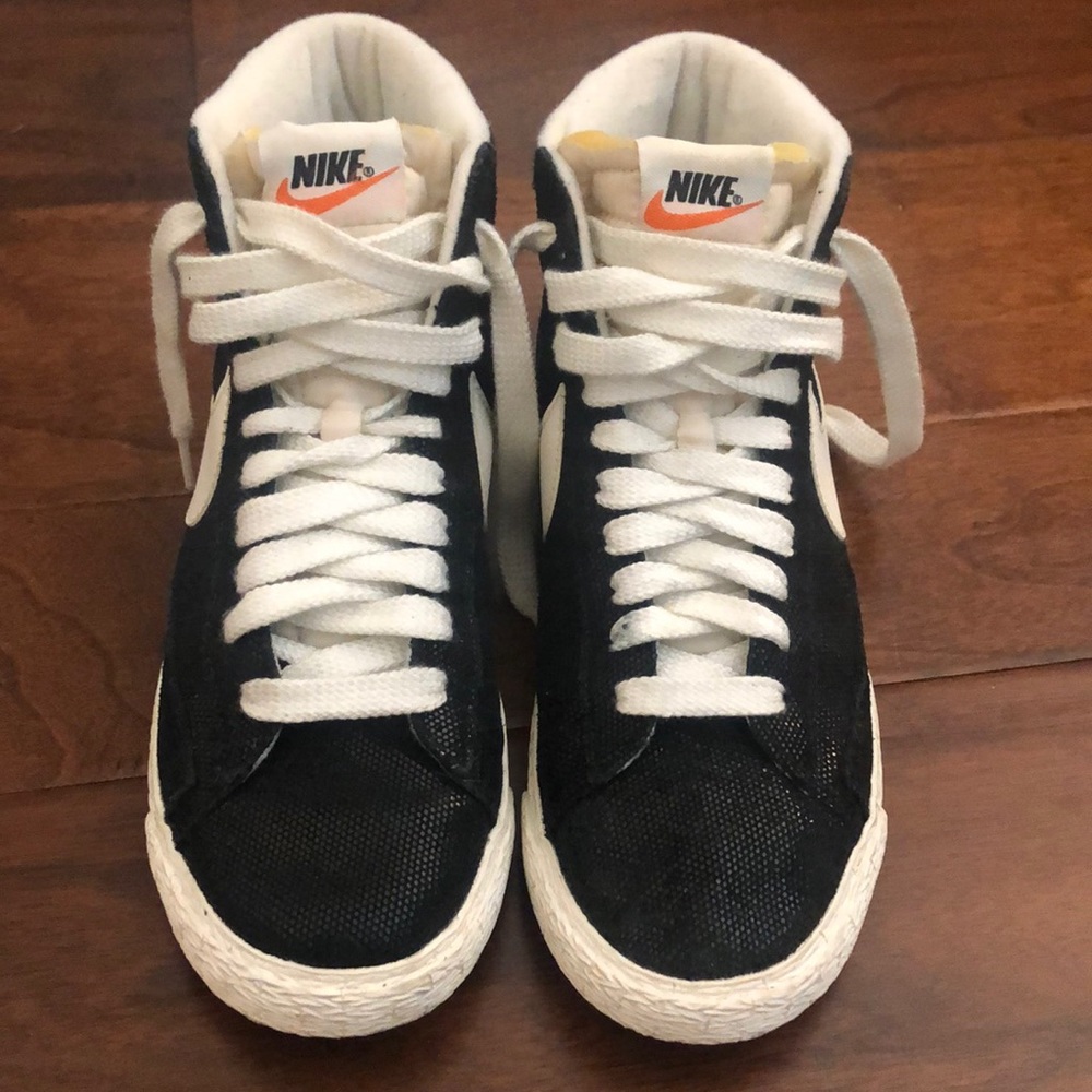 Nike blazer mid shoes